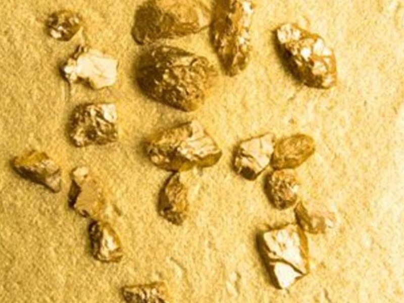 To expand the market and "establish diamonds as a full-fledged investment asset", the industry will have to improve transparency, create a traded market and improve the method of valuations, the report said