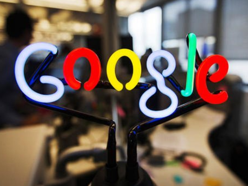 Google’s head of ideas has said that in order to combat Daesh, the group should be pushed into the dark web. (Twitter)