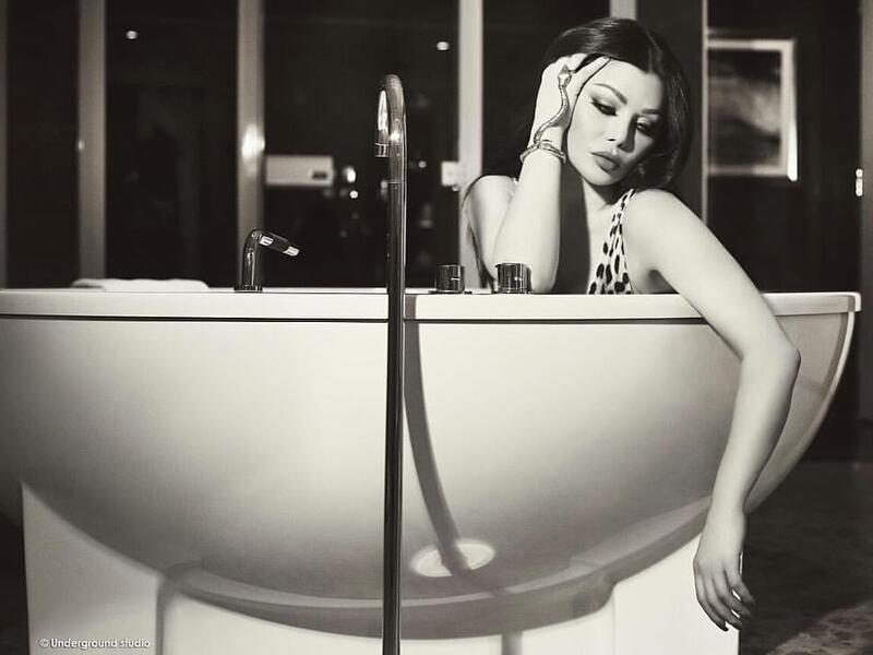 Haifa took time out from filming to attend the exhibition. (Facebook)