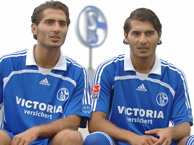 التوأم التركي حميد وخليل ألتيتوب: أمضيا معظم حياتهما الكروية في ألمانيا، إنما مع أندية مختلفة، فكان حميد مع بايرن ميونخ قبل أن ينتقل إلى ريال مدريد، فيما لعب خليل في شالكه، وخاض الموسم الماضي تجربة جديدة مع أوغسبورغ.