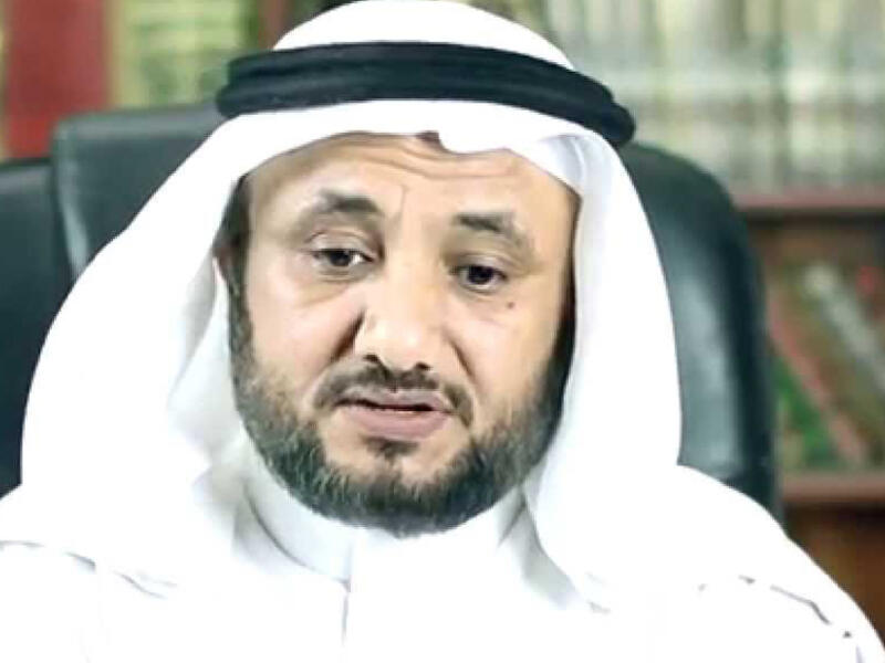 حسن فرحان المالكي: مفكر وباحث تاريخي اشتهر بنقاشاته الدينية والفكرية، اعتقل في 17 أكتوبر 2014 دون توجيه تهمة رسمية له ودون التحقيق معه على خلفية آرائه التي ينتقد فيها التطرف الديني في المملكة، ومنع من السفر خارج البلاد.