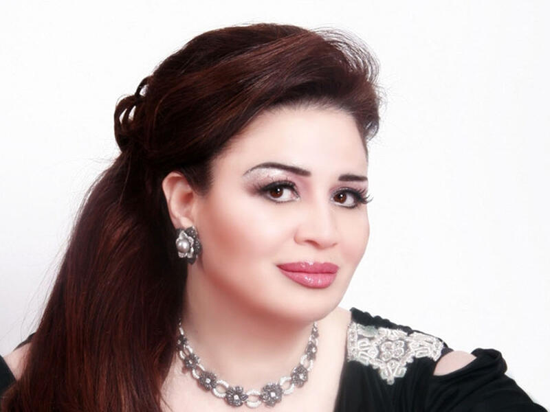 إلهام شاهين: تعرضت خلال العرض الخاص لفيلمها "هز وسط البلد"، حيث وضع أحد المعجبين يده على جسمها بطريقة غير لائقة، مدعيًا أنه يحاول أن يتصور معها. 