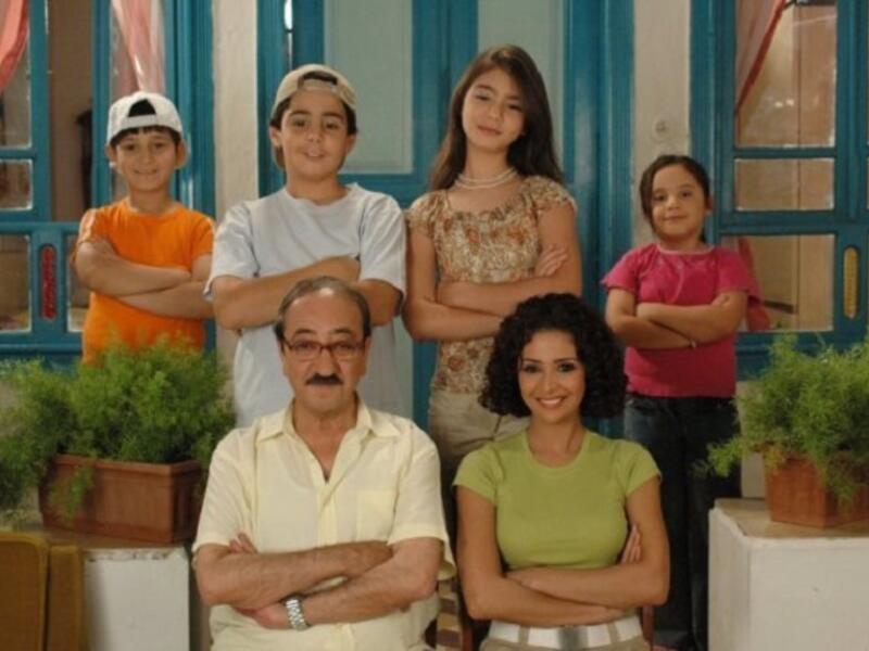 80% من آباءنا أخبرونا أنهم الأوائل على صفوفهم، ومع ذلك! 70% منهم لا يقرأ جيداً! أو أنه لم يكمل دراسته بعد الاعدادية!