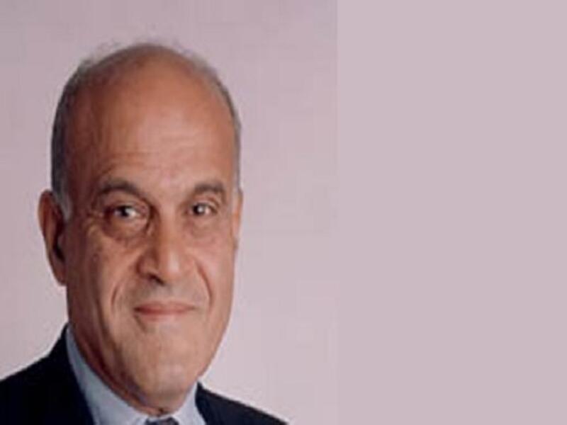 السير مجدي حبيب يعقوب بروفيسور مصري بريطاني وجراح قلب بارز من بين المشاهير الذين أجرى لهم عمليات كان الكوميدي البريطاني إريك موركامب. ومنحته الملكة إليزابيث الثانية لقب فارس في عام 1966 ويطلق عليه في الاعلام البريطاني لقب ملك القلوب.