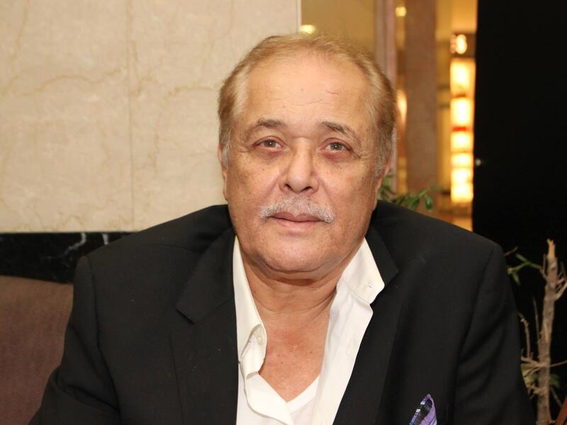 محمود عبدالعزيز:
توفي الممثل المصري في 13 نوفمبر/تشرين الثاني، والذي اشتهر بشخصية "رأفت الهجان"، بعد أن قدم أكثر من 80 فيلمًا سينمائيًا.