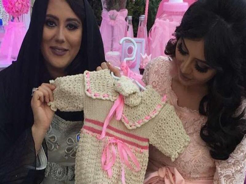 الممثلة المغربية مريم حسين وضعت مولودتها "أميرة" من زوجها عارض الأزياء السعودي فيصل الفيصل يوم 10 فبراير