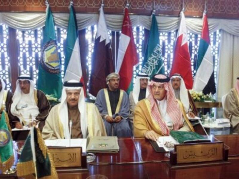 The GCC's General-Secretariat has been tasked to study the presented visions and comment on them