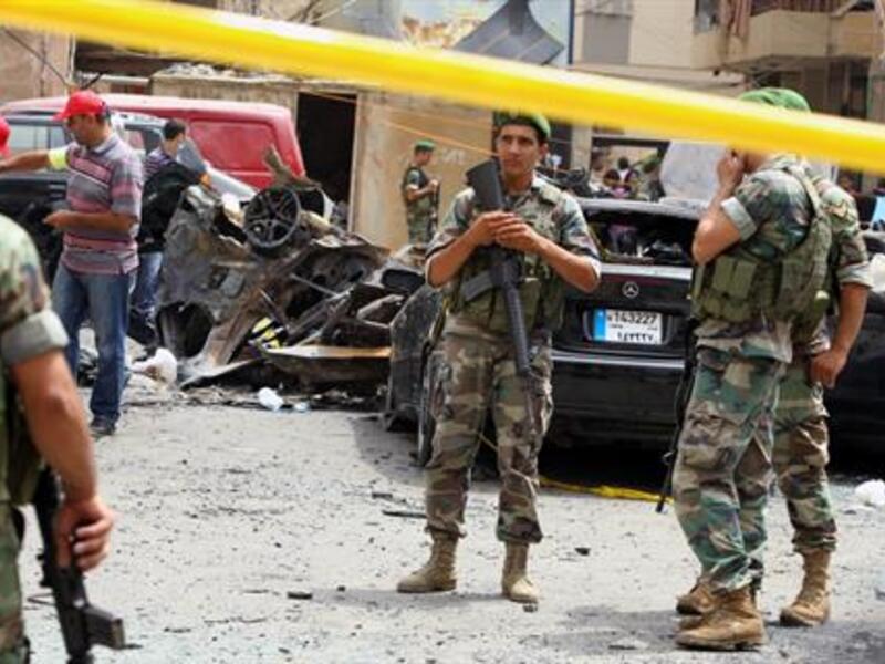Lebanon security forces stand whilst on duty in Beirut (Image via The Daily Star)