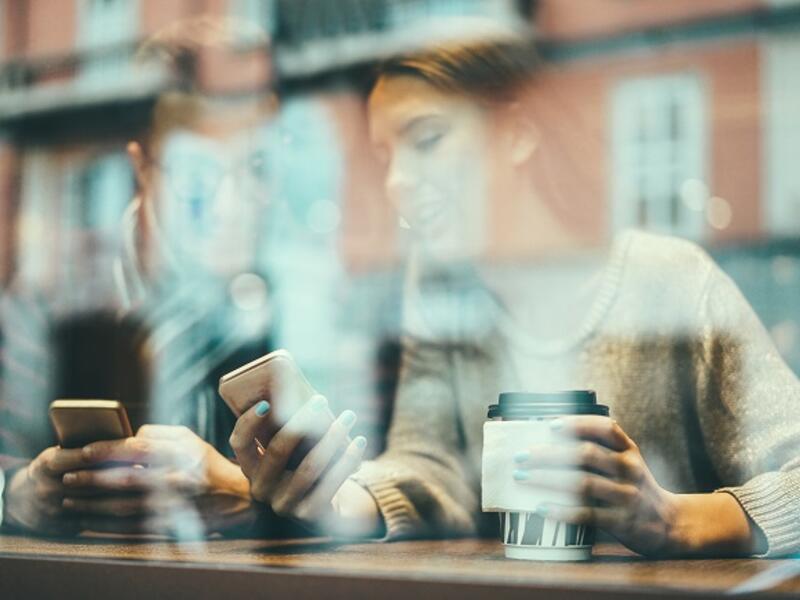 Thinking of buying a new phone? Here are some of the best smartphones this year. (Shutterstock)