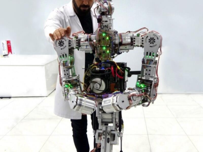 The new generation human-robots will be programmed for use at malls, fairs, airports, hospitals, and even at homes (Twitter/Akınrobotics)

