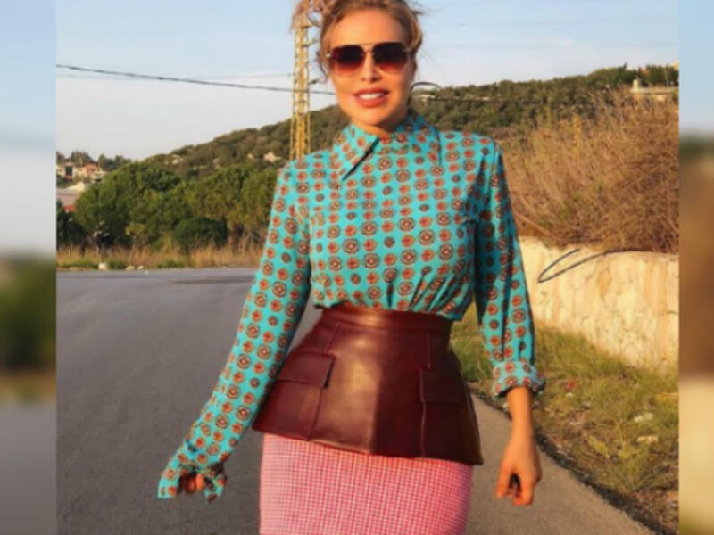 Many are considering Rula's fashion choices to be bizarre