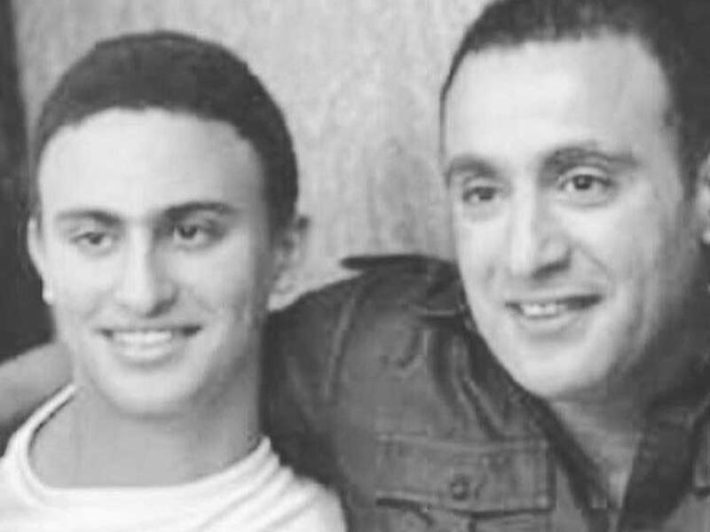 نشر الفنان أحمد السقا على انستغرام صورة له بصحبة ابنه ياسين بعد أن أصبح شابا وعلق السقا على الصورة وكتب: “مثل الأب مثل الابن! حبيبي”. وعلق عدد كبير من جمهور أحمد السقا على وجه الشبه الكبير بين السقا وابنه وأشار البعض إلى أنهم اعتقدوا أنه شقيق السقا وليس ابنه.