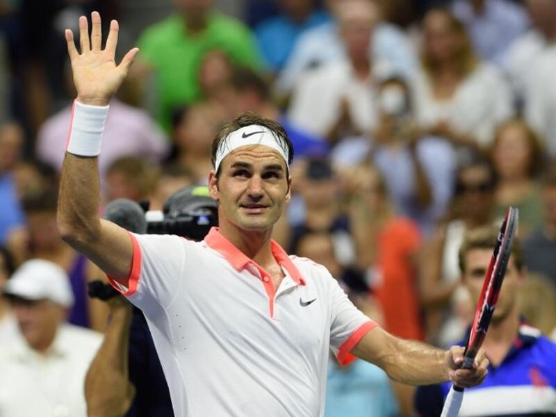 Federer rolls back the years with fine displays at US Open