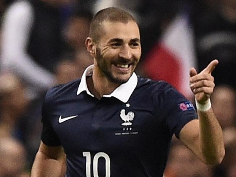 المهاجم الفرنسي جزائري الأصل كريم بنزيمة (ريال مدريد)