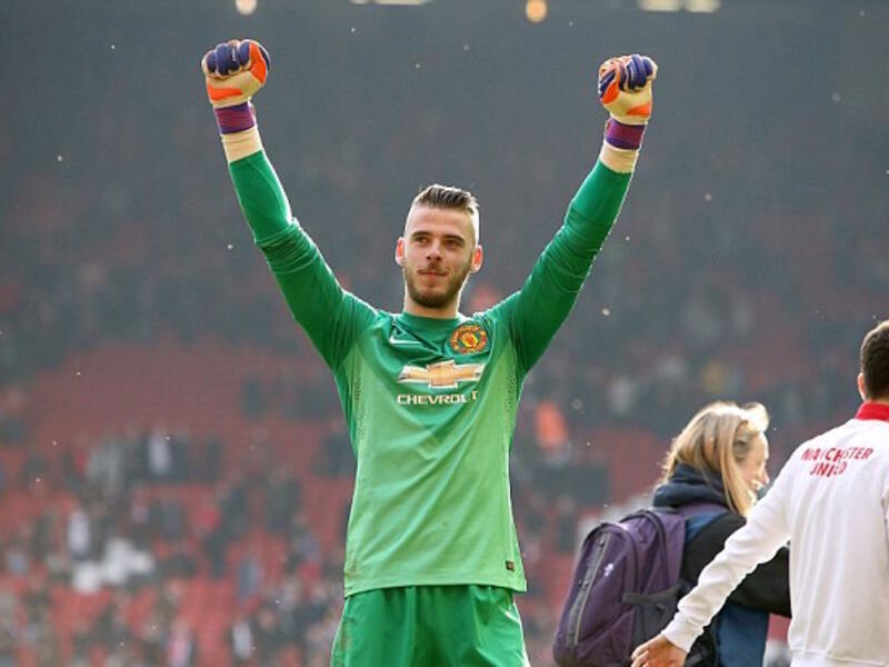 الإسباني دافيد دي خيا: انتقل من أتلتيكو مدريد إلى مانشستر يونايتد عام 2011 مقابل 25.1 مليون يورو.