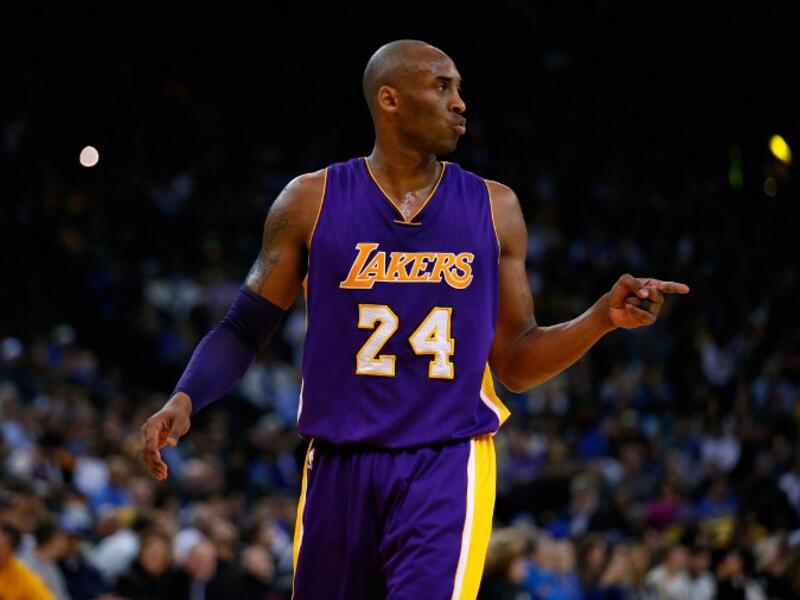 المركز العاشر: لاعب كرة السلة الأميركي كوبي براينت (لوس أنجيليس ليكرز) بما مجموعه 49.5 مليون دولار