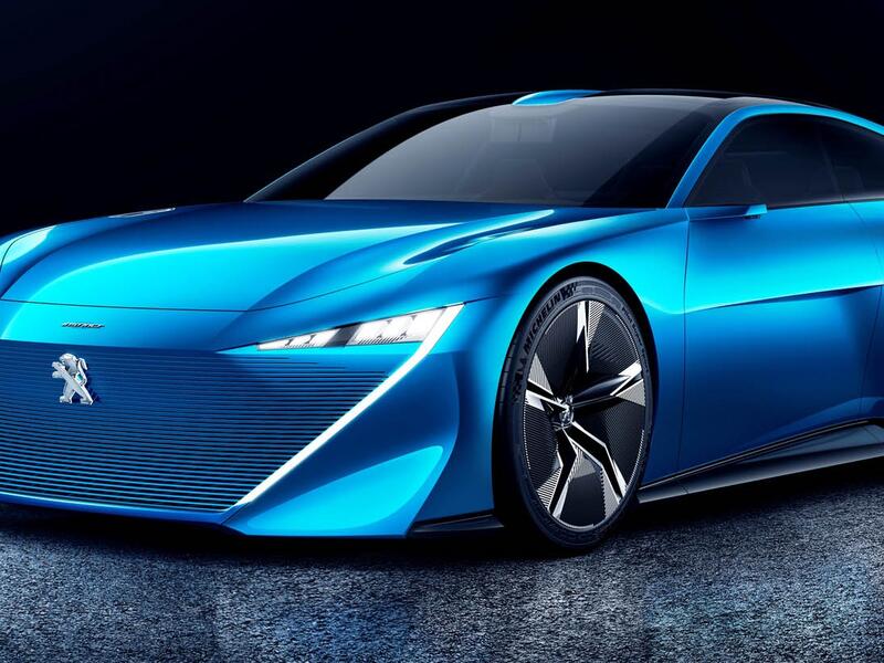 تقدم سيارة "بيجو إنستينكت" الاختبارية، أحدث التقنيات الذكية الذاتية مع إمكانية التحكم بها عبر شاشة عرض التي تجعل القيادة أكثر سهولة، كما أنها مزودة بنظام اتصالات من سامسونغ.
