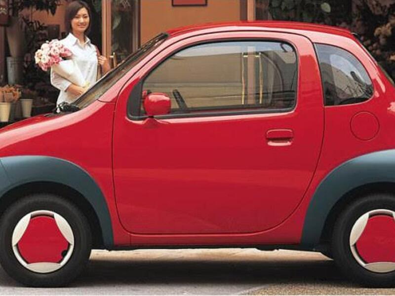 kei cars: يطلق هذا الاسم على السيارات الصغيرة في اليابان، وصمم هذا النوع من السيارات كي يستفيد من الضرائب والتأمينات المخفضة التي تعرضها الحكومة.
