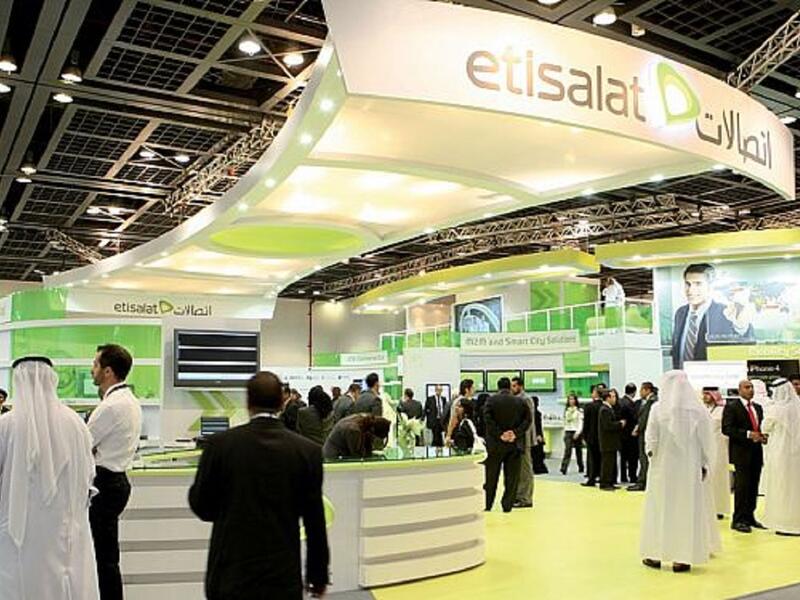 ثم تلتها في المركز الثالث الإمارات، وذلك عبر شركة الإمارات للاتصالات، والتي يملك جهاز الإمارات للاستثمار 60% من أسهمها، هذا وتمتلك الشركة حصصًا في شركة الثريا للاتصالات عبر الأقمار الصناعية، وزنجبار تيليكوم المحدودة، وشركة اتحاد اتصالات موبايلي.