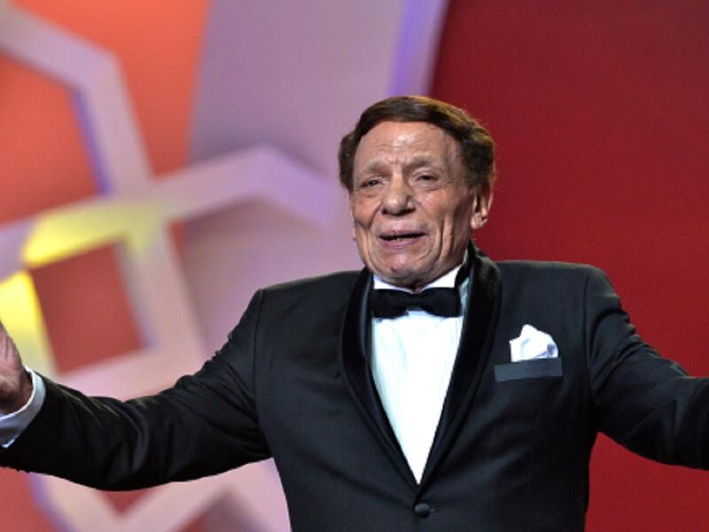 ارتفع اجر الفنان عادل إمام في رمضان 2016 عن العام الماضي, حيث بلغ الأجر الذي تقاضاه عن دوره في مسلسل “مأمون وشركاه” أربعين مليون جنيه مصري.