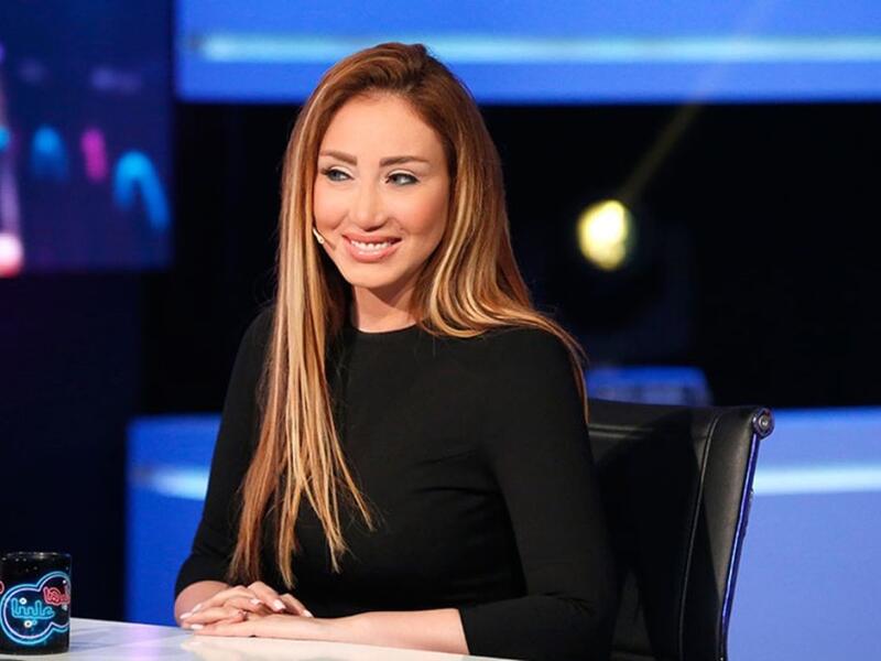 في خطوات سريعة تفاعل الرأي العام المصري وثار بقوة ضد الإعلامية ريهام سعيد وطالب بوقفها ووقف برنامجها "صبايا الخير" بعد ما فعلته بفتاة التحرش ونشرها "صور خاصة" للفتاة وبسبب الحملة التي طالبت بوقف برنامجها انسحب العديد من الشركات الراعية لبرنامجها منه.