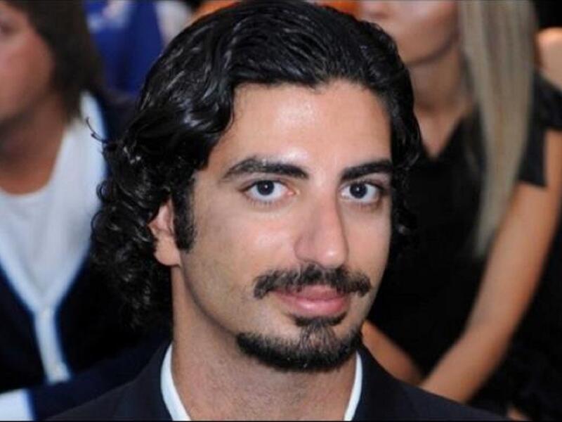 فهد الحريري هو الابن الأصغر لرئيس الوزراء اللبناني رفيق الحريري،وخلال دراسته الهندسة المعمارية،افتتح مكتبا للتصميم الداخلي خارج العاصمة الفرنسية لبيع الأثاث للسعودية.تبلغ ثروته مليار دولار وتكمن خبراته في العقارات وعمل سابقا استشاريا في شركة سعودي أوجية في دبي