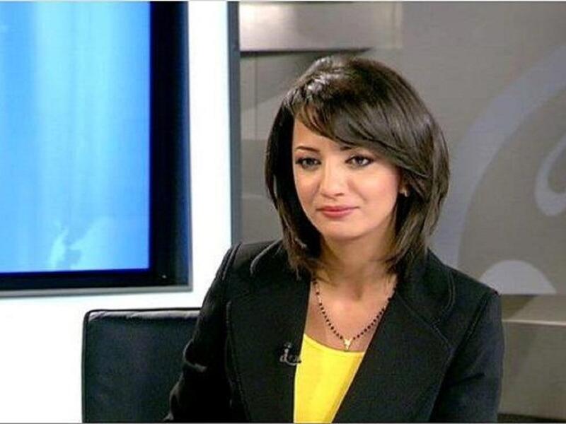 غادة عويس مواليد 1977وهي مذيعة وصحفية لبنانية تعمل في قناة الجزيرة الفضائية. التحقت بقناة الجزيرة كمذيعة أخبار وبرامج في 2006. يُذكر أن غادة قد اشتهرت من خلال تقديم كل نشرات الأخبار والبرامج السياسية على قناة الجزيرة.