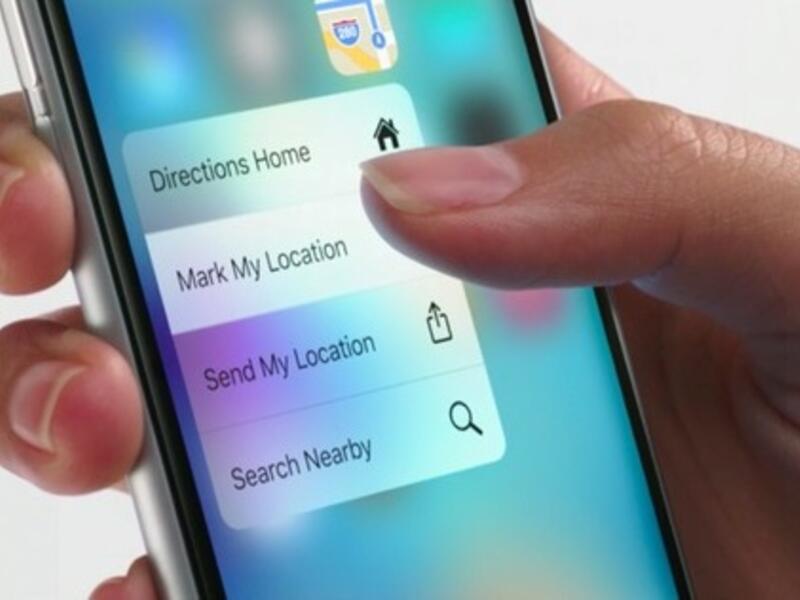 ابتكار تقني، بأستخدم مستشعراً لقياس درجة التباين الطفيف في المسافة بين طبقة الزجاج العلوية والشاشة الخلفية، وذلك لتحديد ما إذا كان المستخدم يضغط بقوة أو بخفة. وتستخدم هذه الميزة لإطلاق وظائف ثانوية في نظام تشغيل iOS 9..