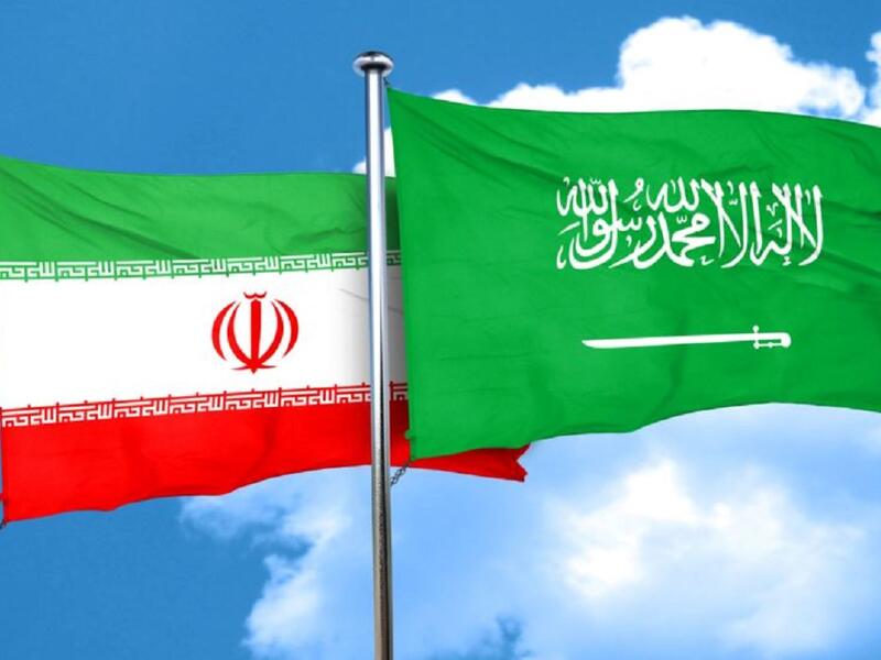 أين تتواجه السعودية وإيران؟ الحرب بالوكالة التي تضع السعودية في مواجهة إيران لا سيما في سوريا واليمن. كما يشير إلى الهجمات الإلكترونية على الوكالات الحكومية في المملكة العربية السعودية الموجهة من إيران، والتي ارتفعت حدة التوتر بينهما في أواخر عام 2016.
