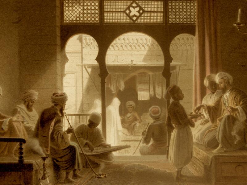 الفاطميون هم أوّل من احتفل بذكرى المولد النبوي الشريف، كما احتفلوا بغيره من الموالد الدورية كمولد الإمام علي ومولد فاطمة الزهراء ومولد الإمام الفاطمي.
