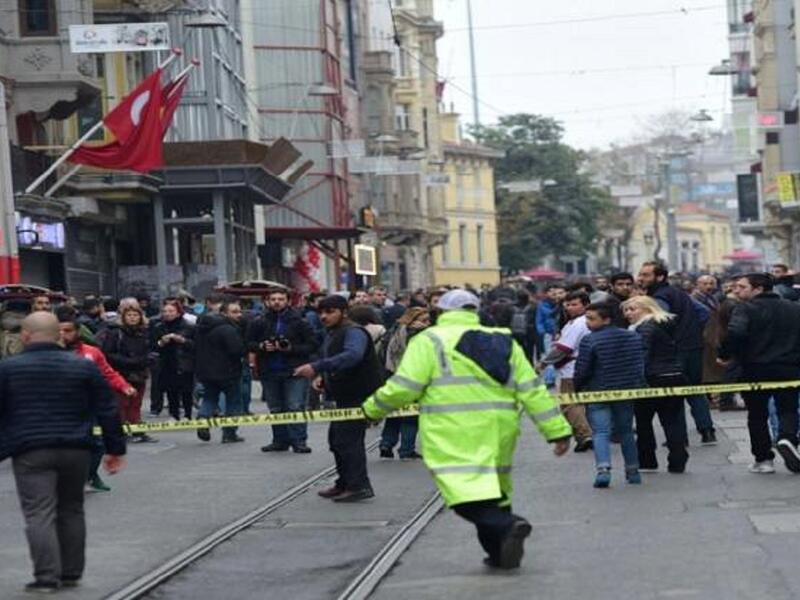 "إسطنبول مجدداً"  قُتل 5 أشخاص وأُصيب 36 آخرون في تفجير انتحاري استهدف، في 19 مارس/آذار 2016، شارع “الاستقلال” وسط مدينة إسطنبول التركية بعد ساعات من تحذيرات أميركية وألمانية لرعاياهما من هجوم محتمل.