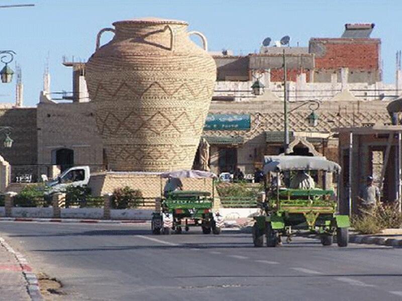 مدينة قبلي في تونس - 55 درجة مئوية.

