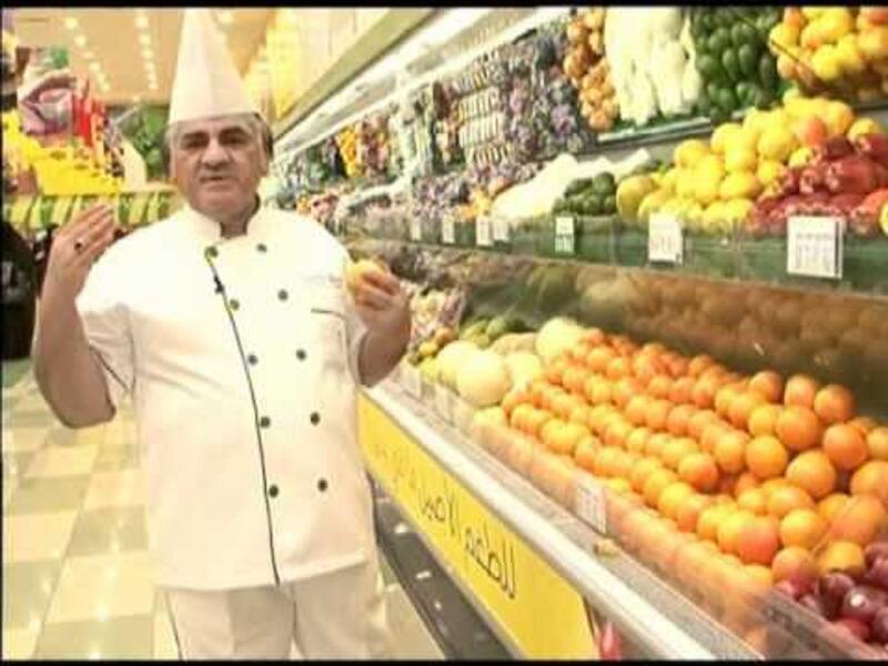 الشيف توفيق قادري : شيف سعودي ، يعتبر من أشهر وأقدم الشيفات السعوديين في مجال فن الطهي ، عمل في الخطوط الجوية السعودية وفي الفنادق العالمية ، ابتكر العديد من الأصناف والأكلات المحلية والعالمية من أهمها طبق المملكة .