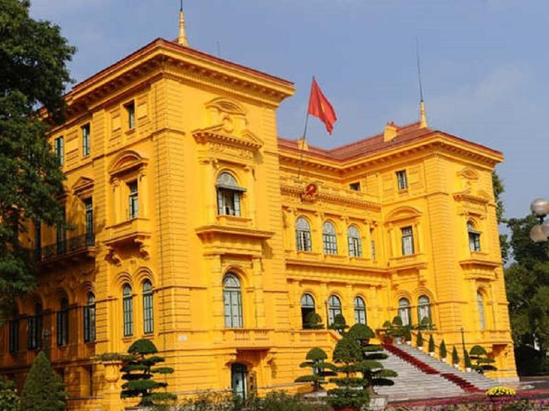 القصر الرئاسي في دولة فيتنام حيث يقع في العاصمة الفيتنامية “هانوي”، تم تشييده على الطراز الفرنسي بتاريخ 1907، ويستخدم في الاستقبالات الرسمية.