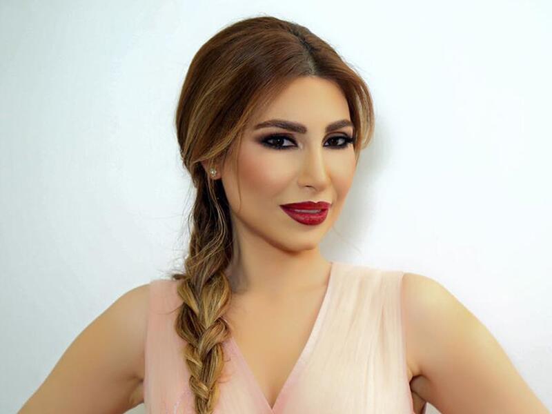 علقت الفنانة اللبنانية يارا قائلة: "المرأة القوية هي التي تعزم على القيام بشيء يظن الآخرون أنها لا تستطيع تحقيقه"
