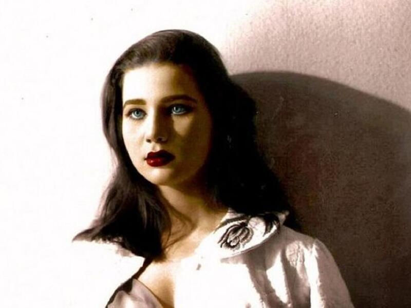 زبيدة ثروت:
توفيت الممثلة المصرية في 13 ديسمبر/كانون الأول، والتي تميزت بجمال عينيها، وتصدرت الأفلام الرومانسية في أواخر الخمسينيات.