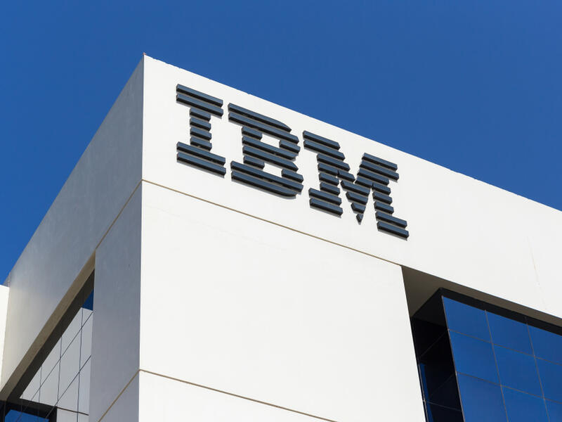 IBM Unveils Newest Samsung-Manufactured Power10 Processor Chip