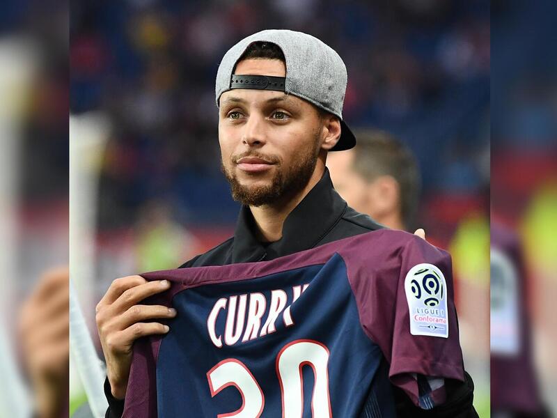 NBA Star Steph Curry Asks Twitter for Crypto Advice, Slam Dunks Deal With Crypto Platform