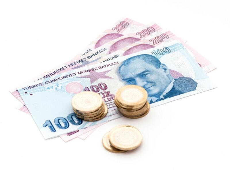 Banks are considering strategies to hang on to the loans long enough to extract some profit.