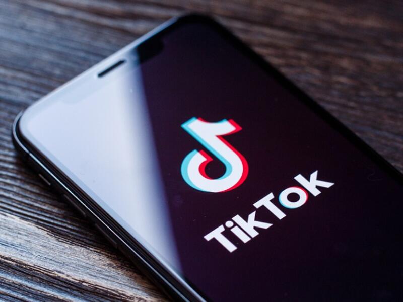 TikTok Bans ‘Makeup Tutorial’ Video for Mentioning China's Actions Against Muslims