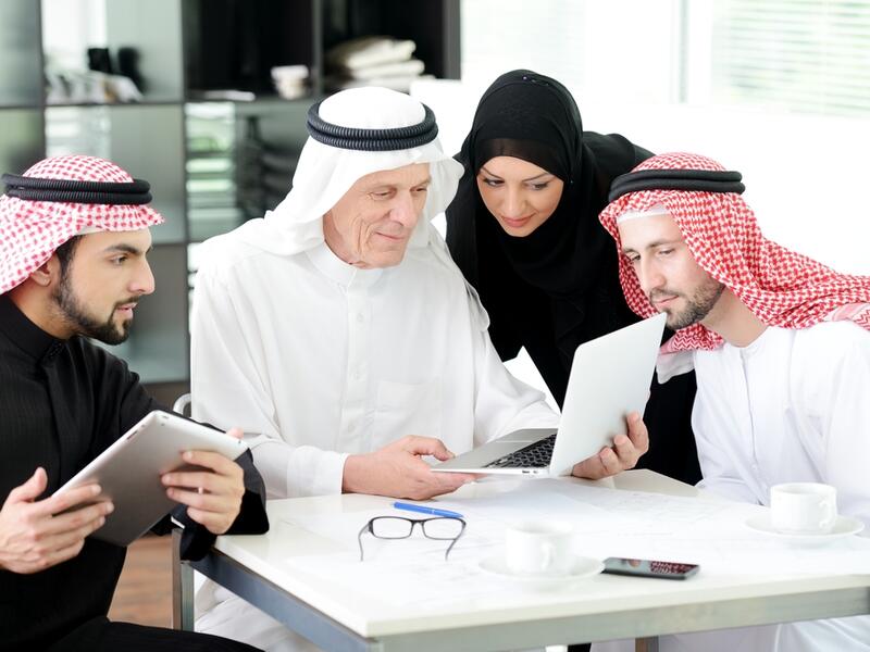 أفضل أماكن العمل للمرأة بدول الخليج في 2020