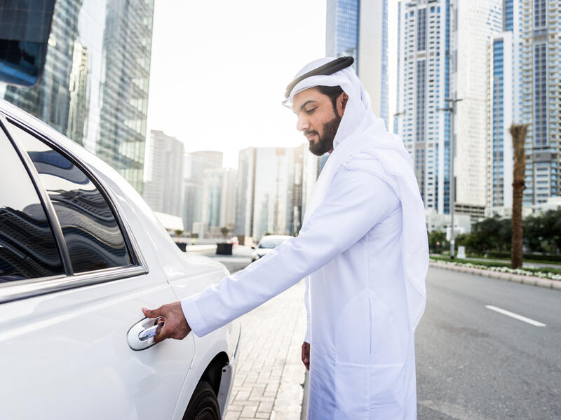 مبيعات السيارات في الإمارات ترتفع 50% خلال رمضان