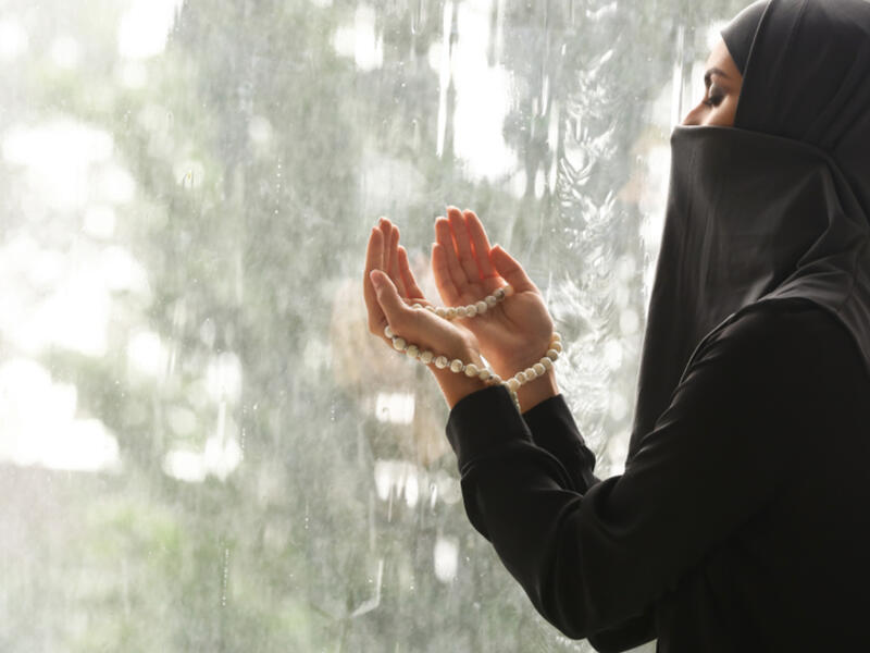 أدعية تقال عند سقوط المطر