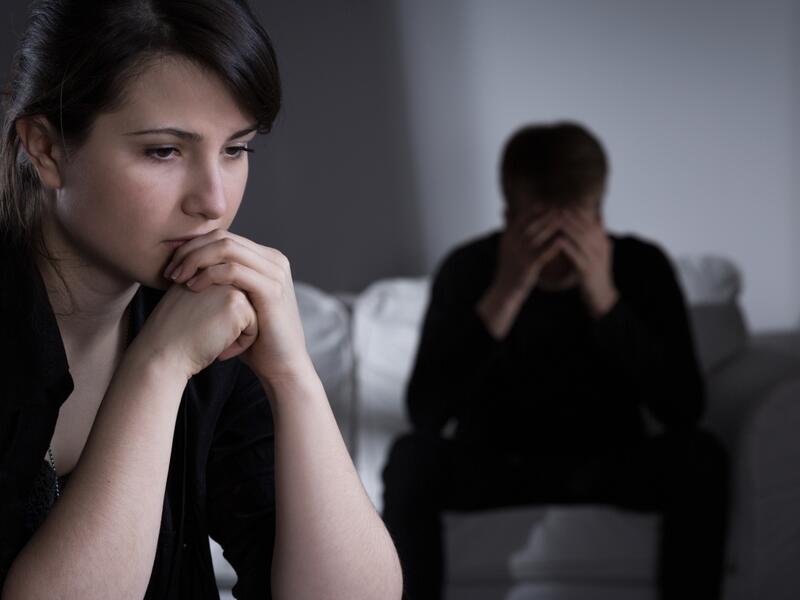 الزواج علاقة مقدسة بين الرجل والمرأة