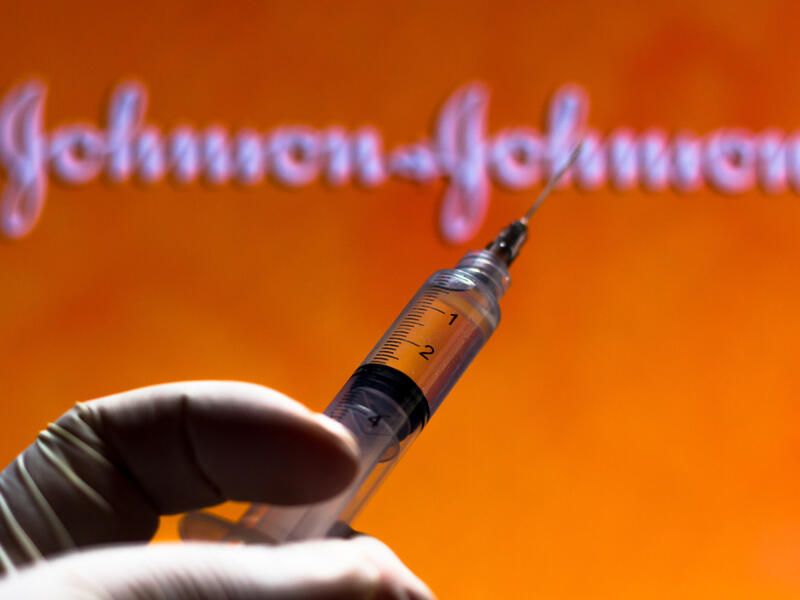 Johnson & Johnson Single-Dose Vaccine Shows 72 Percent Efficacy