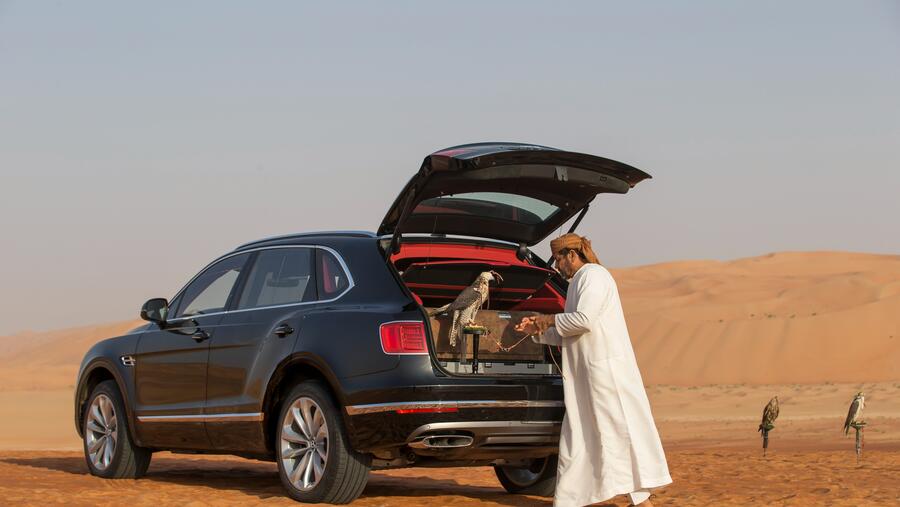 Bentley Mulliner Celebrates 1000 Bespoke Projects and Personal Commissions