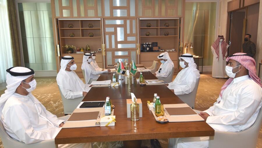 H.E. Obaid Humaid Al Tayer meets Secretary-General of Gulf Cooperation Council