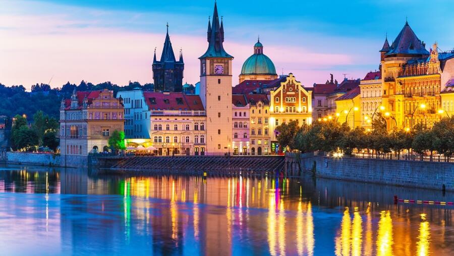 flydubai Resumes Operations to Prague and Zagreb