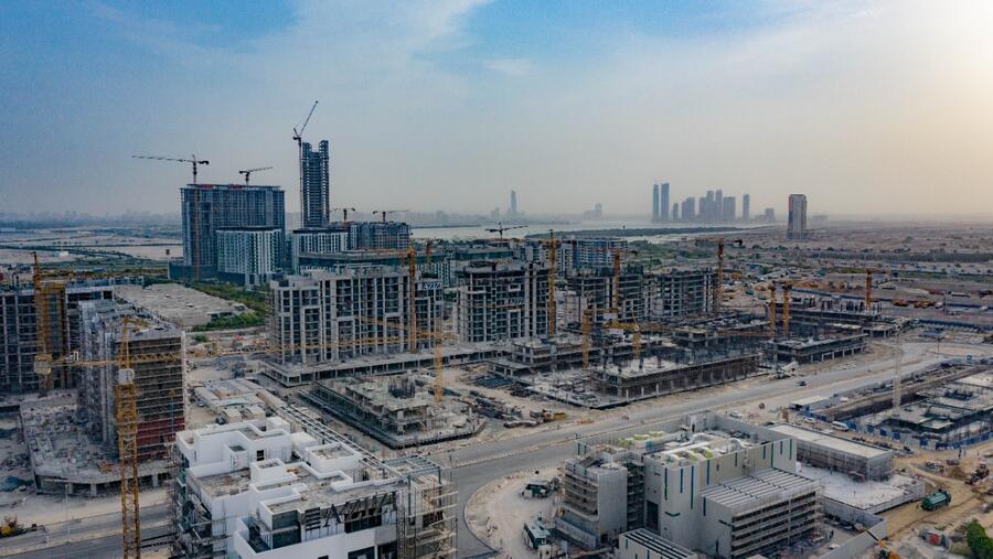 Azizi Developments Extends Its Agreement With Rak Ceramics For Riviera Phase 3