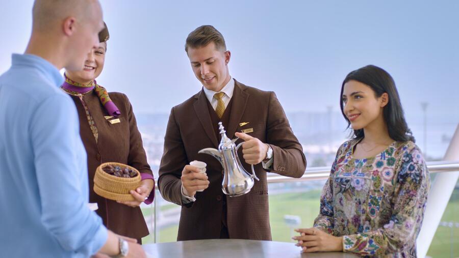 Etihad Airways Showcases Abu Dhabi’s Racing Scene In UAE 50 Celebrations   